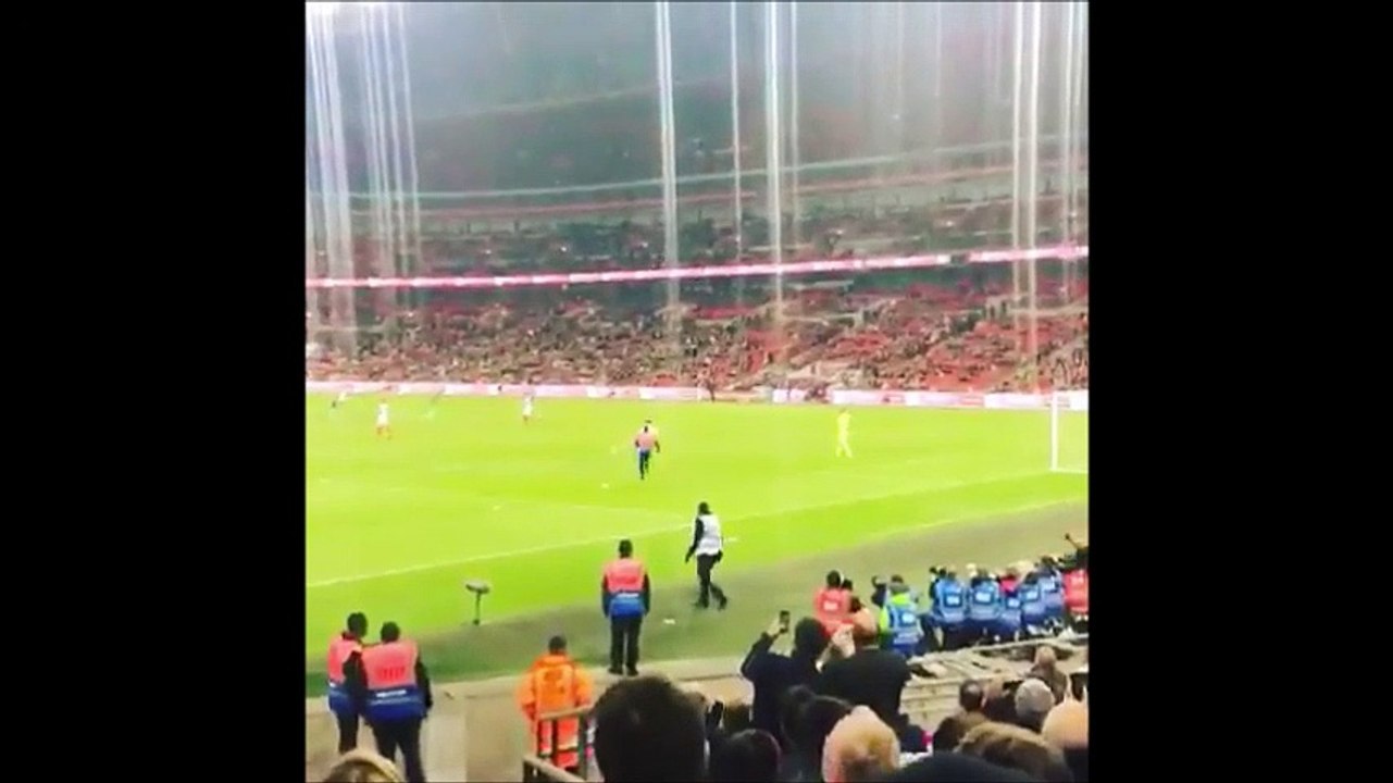 Watch Pitch Invader During England vs Slovenia!