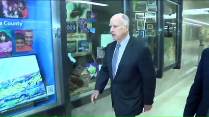 Governor Jerry Brown Signs Bill Making California a 'Sanctuary State'