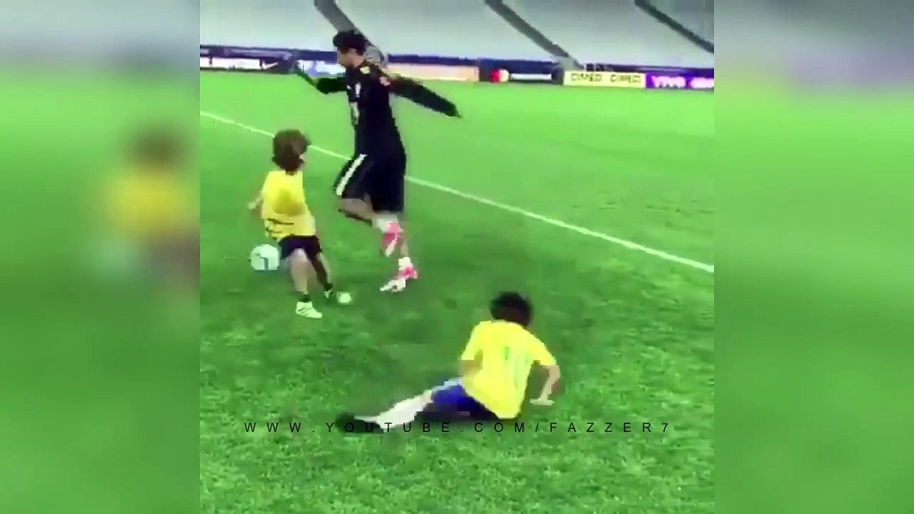 New 2017 Funny Football Vines #23- Goals l Skills l Fails