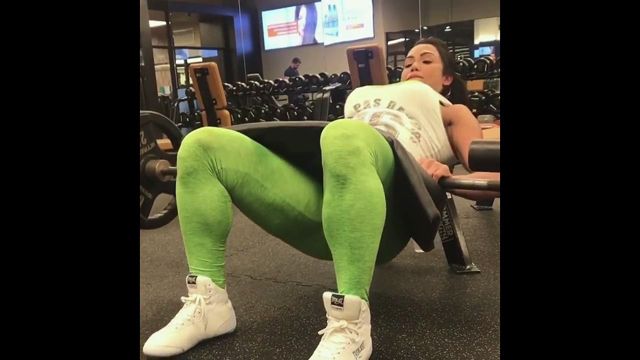 Gracyanne Barbosa - Exercícios para Glúteo Part.2 (20_09_2017)-F6x7gix8D44
