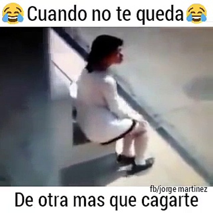 Mujer se caga en la calle