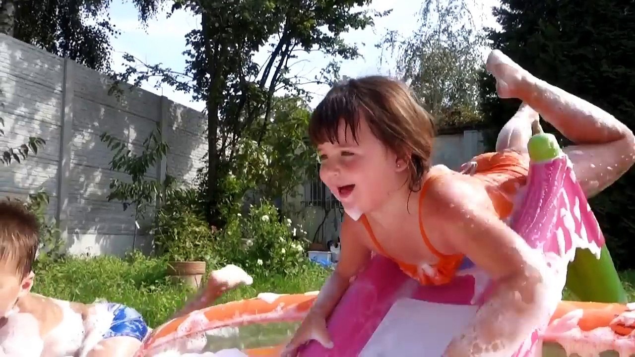 Balls Foam pool party for kids children toddlers baby having fun with Kids