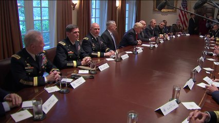 Trump critica a Irán y cuestiona futuro de acuerdo nuclear