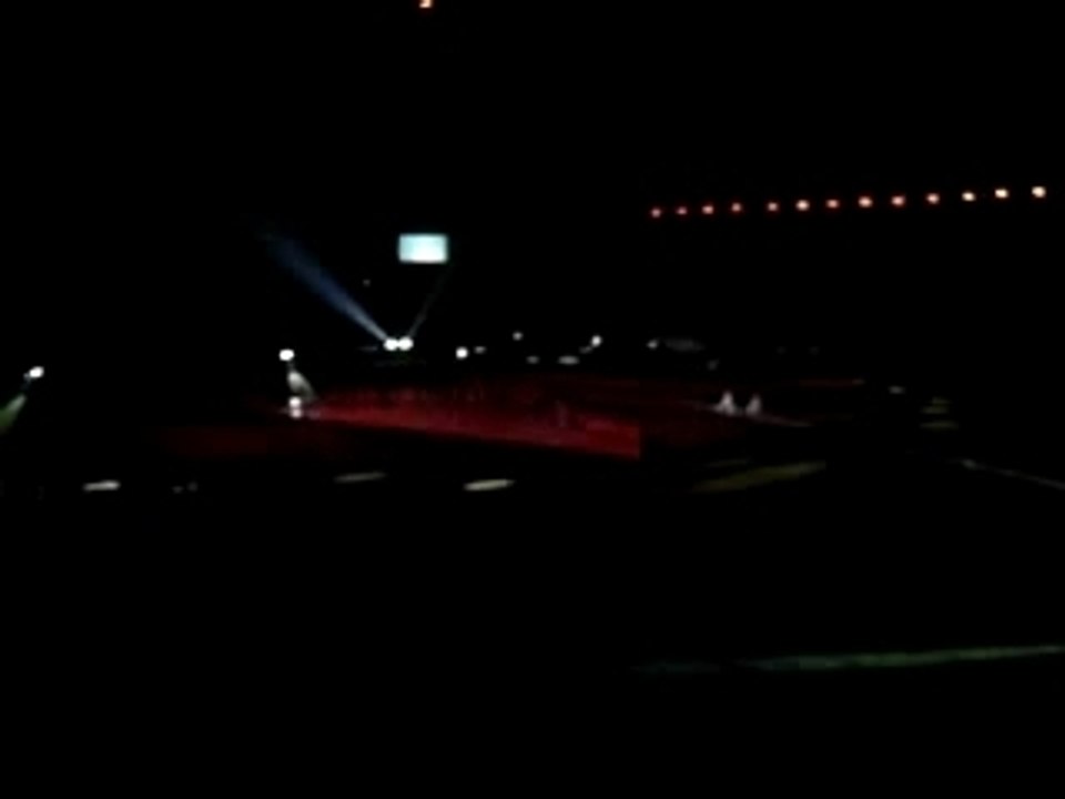 Spectacle 3