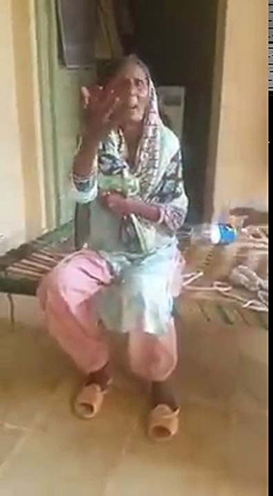 Grand Ma Singing Beautiful Song | S4Stupid