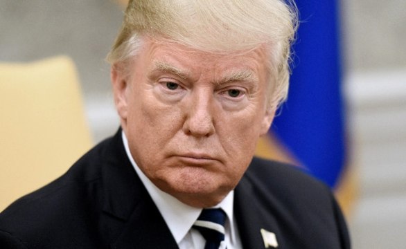 Trump, İran'la Nükleer Anlaşmayı Bozmaya Hazırlanıyor