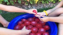 Balloon Bonanza 120 Water Balloons Freaky Fast! Pool Water Balloon Maker Video Globos de Agua