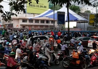 Vietnamese Crowd Erupts as National Soccer Team Clinches Historic Penalty Shootout Victory