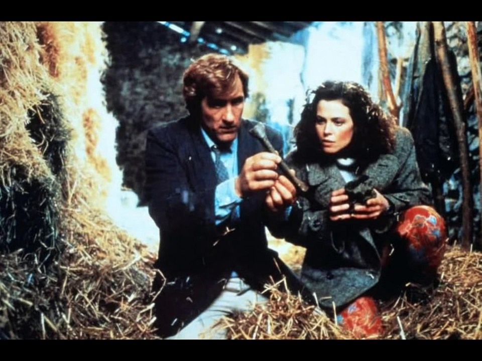 Sigourney Weaver  and Gérard Depardieu  "Une femme ou deux" 1985