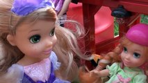 Anna and Elsa Toddlers Pony Horse Riding Accident Barbie Majestys Big Race Toys and Dolls Family