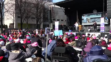 ABD'deki "Kadınlar Yürüyüşü" Trump Karşıtı Gösteriye Dönüştü