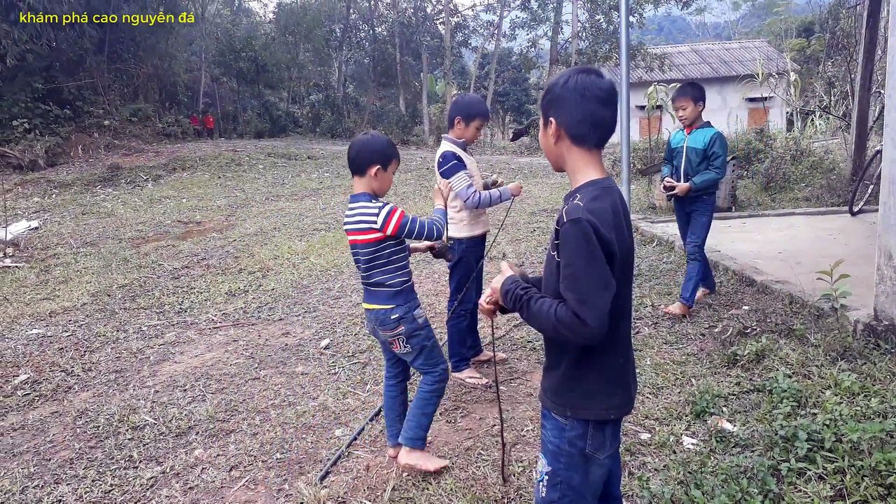Trò chơi dân gian ở quê - Đánh Cù (trò chơi tuổi thơ)