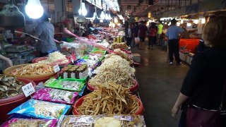 AMAZING Fish Market in Taiwan - Seafood Tour in Taiwan (Disappearing Island)
