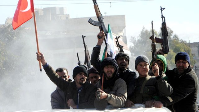 Terör Örgütü YPG'ye Saldıran ÖSO, Afrin'e Girerken ABD Askerleri ile Çatıştı