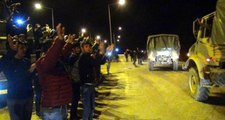 Vatandaşlar, Mehmetçik'i Afrin'e Dualarla Uğurladı!