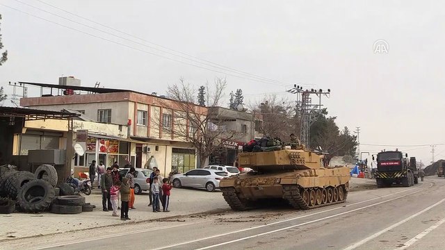 Sınırdaki birlikler tank ve zırhlı personel taşıyıcılarla takviye edildi - KİLİS