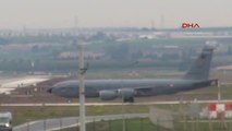 Adana-İncirlik'te Kargo Ucakları