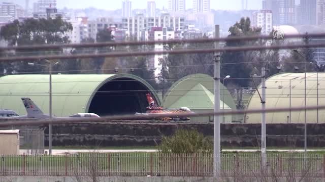 İncirlik Hava Üssü'nde Savaş Uçağı Hareketliliği (2)