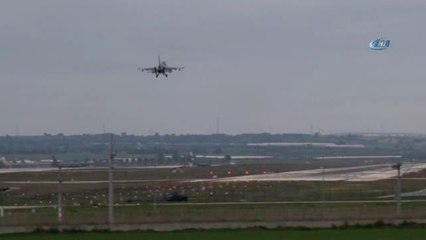 İncirlik'te Savaş Uçağı Hareketliliği