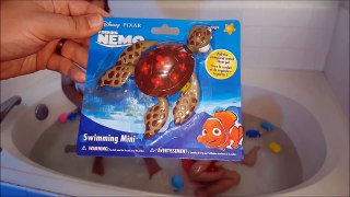 Bathtime Fun With Disney Finding Dory Toys And Learning Colors with Plastic Fish For Kids and Baby