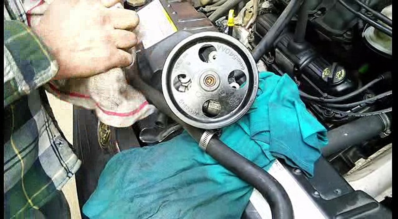2001 to 2007 Chrysler Town and Country Power Steering Pump replacement - video Dailymotion 2006 Chrysler Town And Country 3.3 Oil Capacity