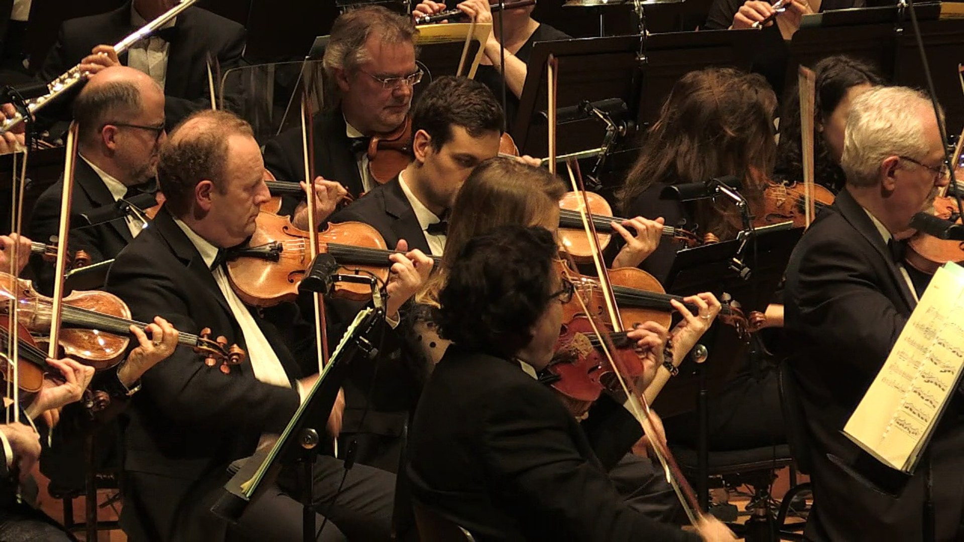 ⁣'Smartphone concert' makes classical music interactive