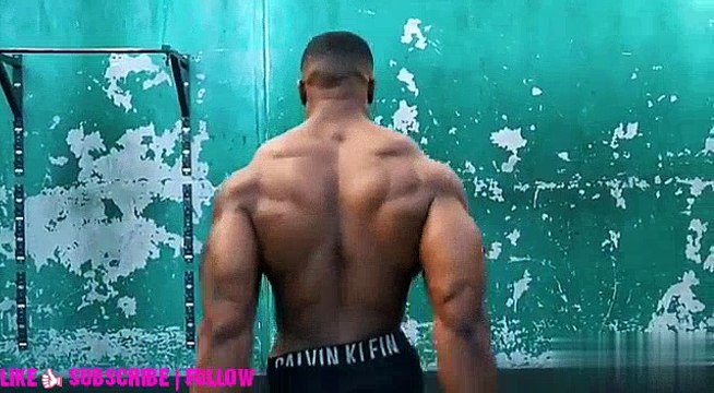 HOT SEXY BOLD FULL MATURED SIEMON PANDA INCREDIBLE FULL WORKOUT FITNESS TRAINING VIDEOS PICTURES [BIG CHEST BIG ARMS]