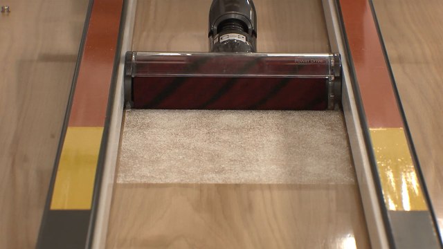 고가 무선 청소기, 제품별로 성능 차이 / YTN