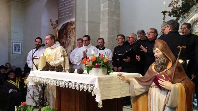Messe des truffes à Richerenches