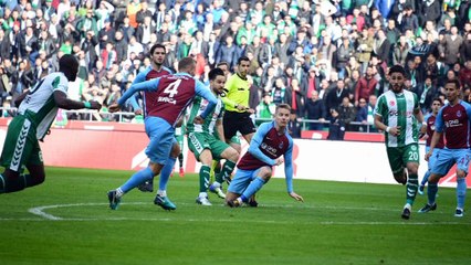 Atiker Konyaspor - Trabzonspor maçından kareler