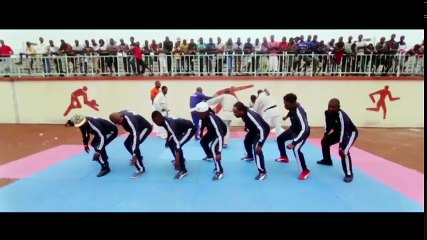 ROGA ROGA feat CHAIRMAN - CONGOLAIS TIKA (CLIP OFFICIEL)