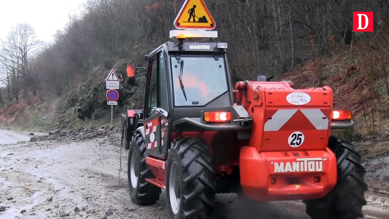Mérens-les-Vals : la RN20 bloquée par une coulée de boue