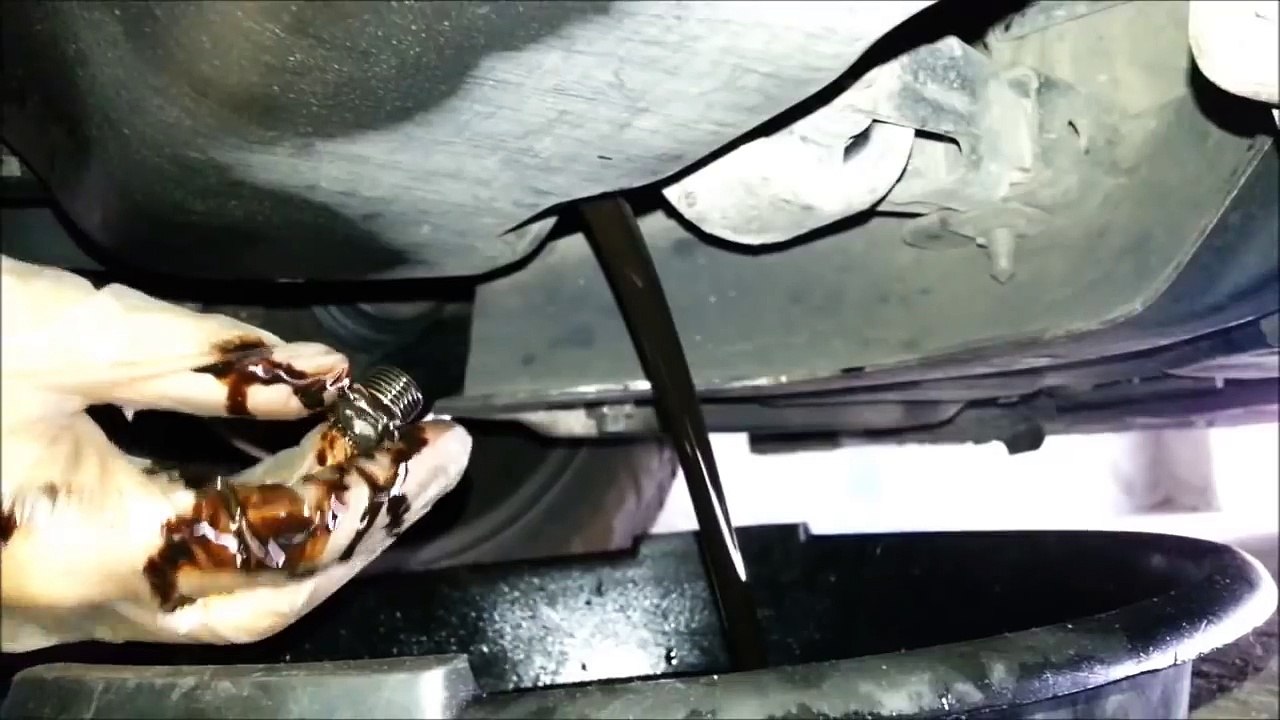 How to change oil - Peugeot 206