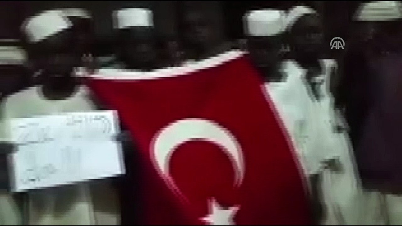 Sudanlı yetimlerden TSK'ya dua - HARTUM