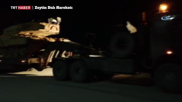 Öncüpınar Sınır Kapısı'ndan Suriye'ye askeri araç sevkiyatı yapıldı