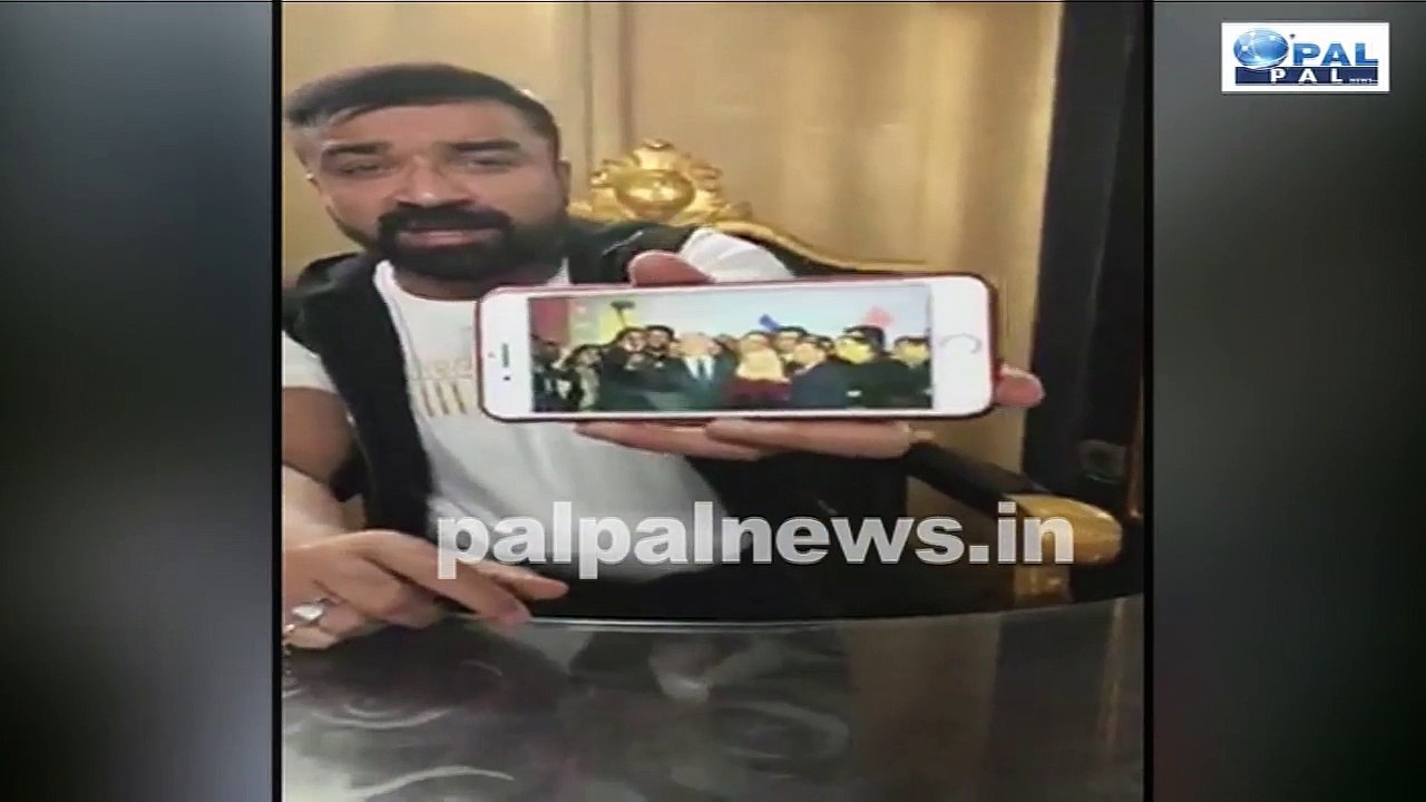 इजरायली पीएम के साथ सेल्फी लेने पर अमिताभ बच्चन पर भड़के एजाज खान