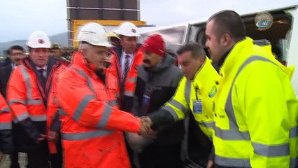 Başbakan Yıldırım, yapımı devam eden Çanakkale Köprüsü'nü inceledi