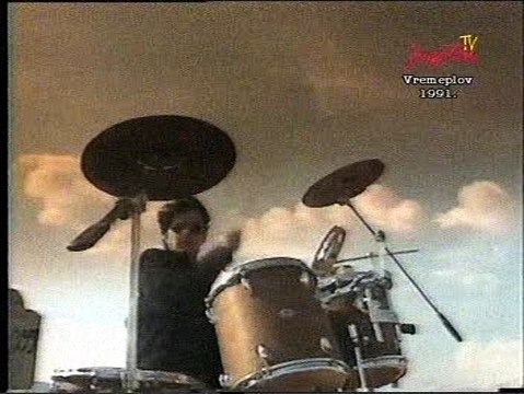 Plavi orkestar - Ljubi se istok i zapad