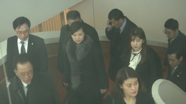 북한 예술단 사전점검단, 서울 이동...공연장 점검 / YTN