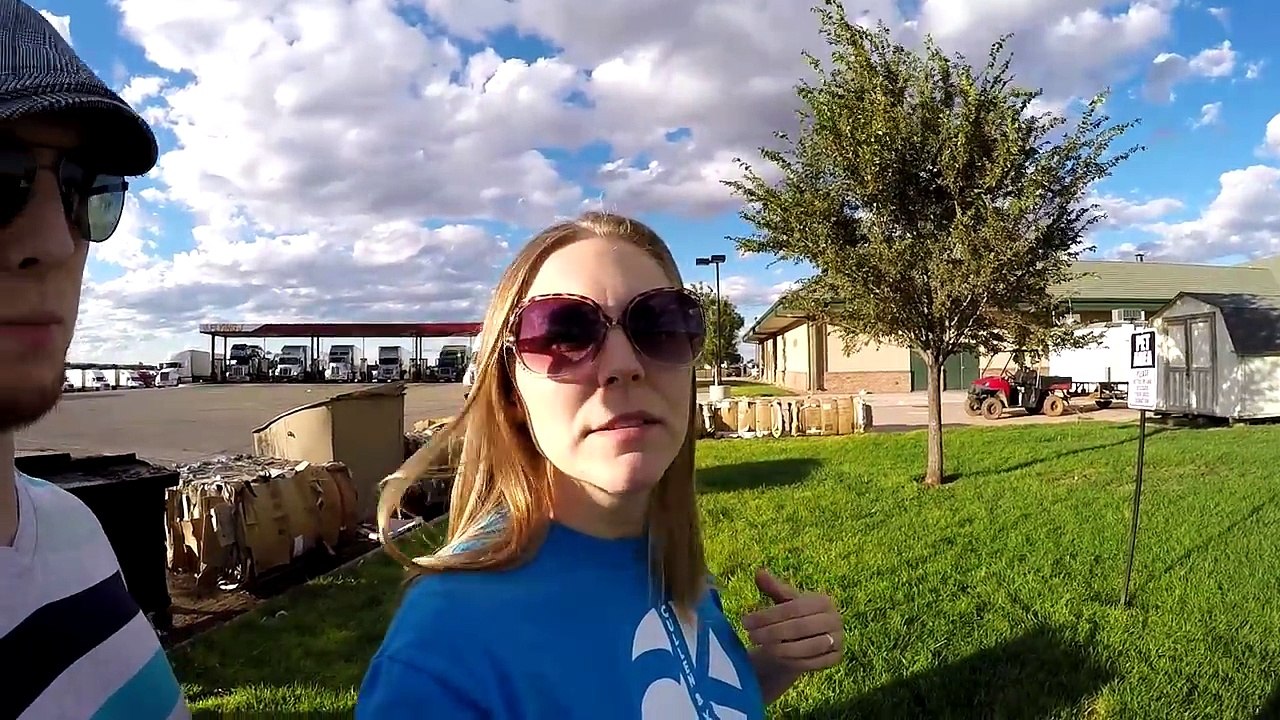 GETTING A CDL AT 18 YEARS OLD Vlog 700