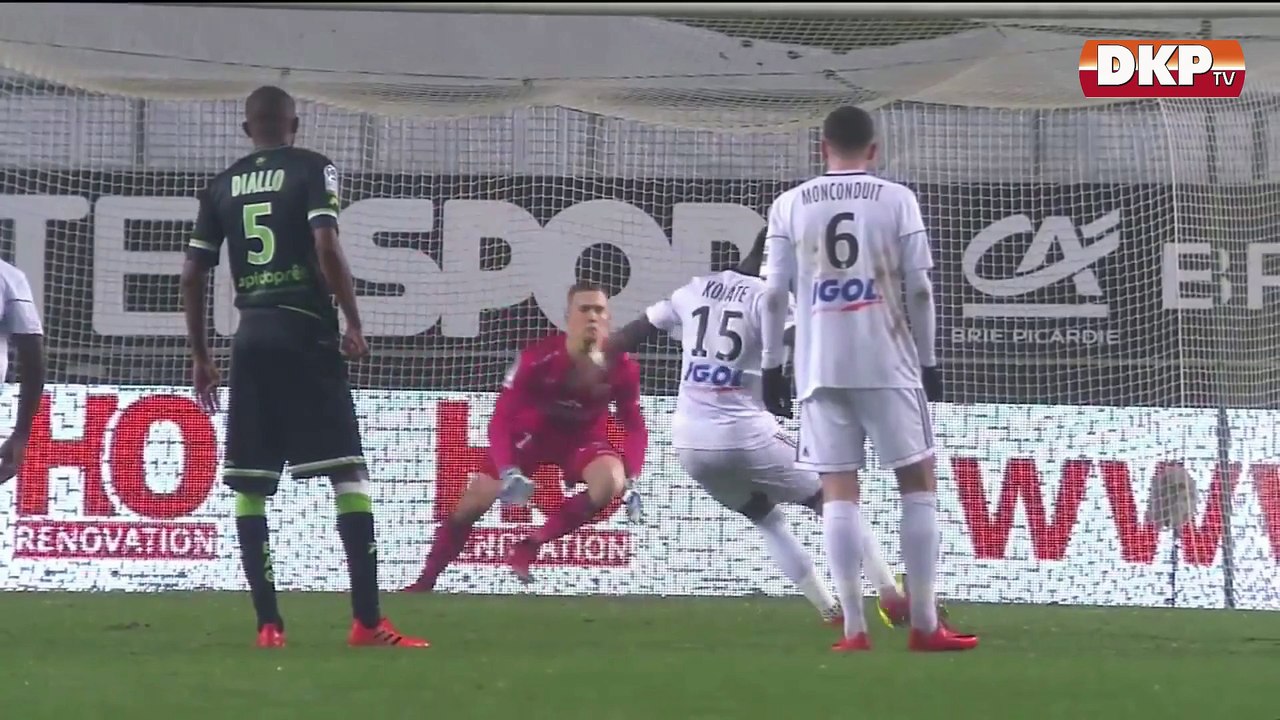 Doublé de Moussa Konaté en ligue 1