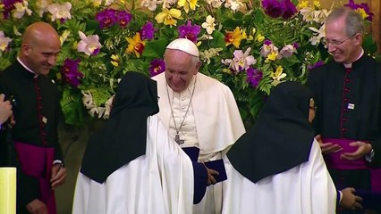 El papa cierra su visita a Perú con condena a la corrupción