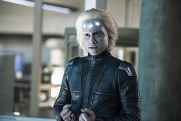 English Subtitle "Supergirl" Season 3 Episode 22 [The CW]