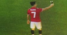 Manchester United'ın Yeni Transferi Sanchez'in Selfie Çekerken Fotoğrafı Sızdı