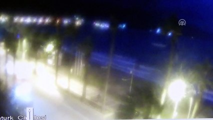 Fırtınada teknenin karaya vurduğu anlar kamerada - MUĞLA