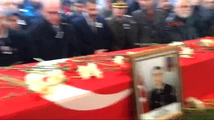 Balıkesir-Bitlis'te Çığ Düşmesi Sonucu Şehit Olan Ferruh Kulaoğlu Memleketi Balıkesir'de Toprağa...