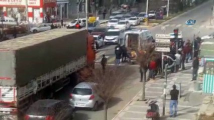 Trafikte tartıştığı tır şoförünü silahla vurdu