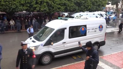 Şehit Babasının Oğlunun Tabutuna Son Bakışı Yürekleri Burktu