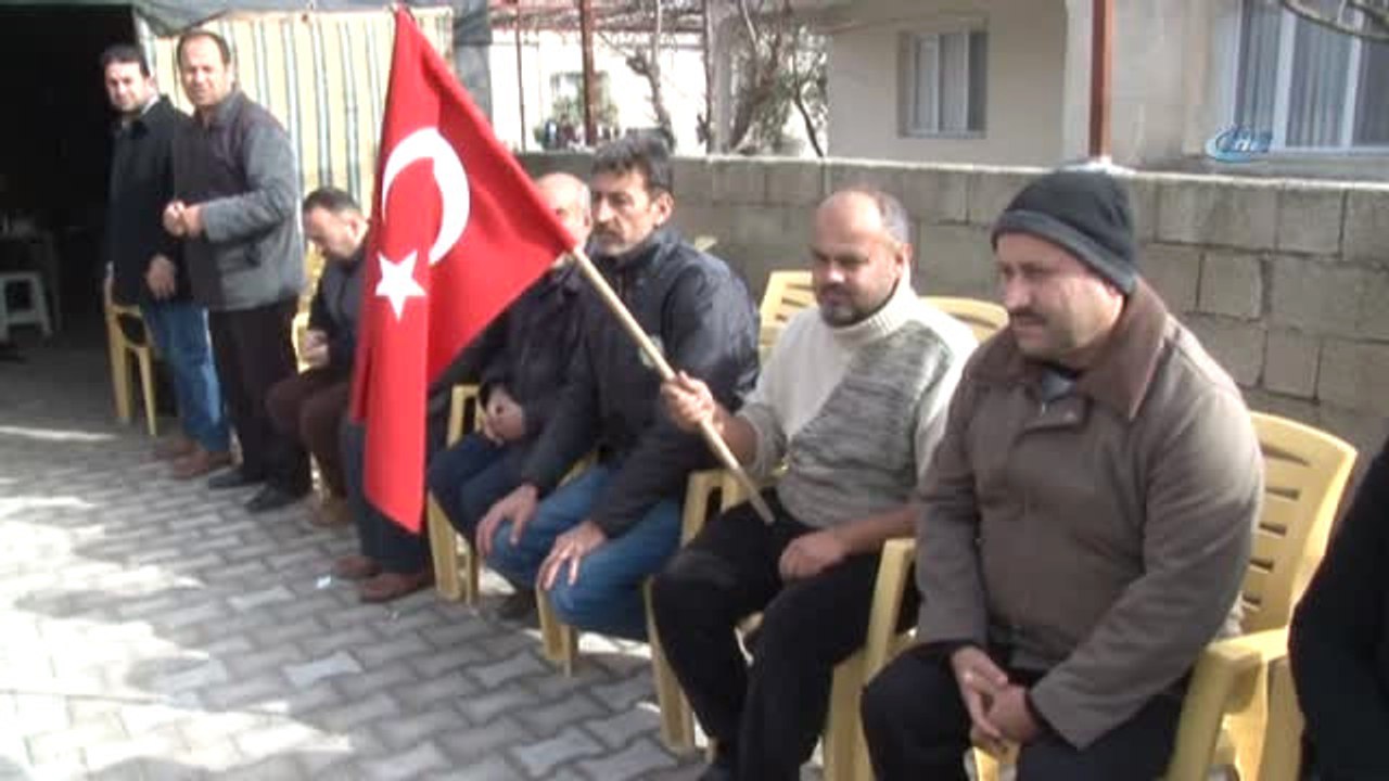 Kucağındaki Yetim Torununa Alışveriş Yaparken Roketin Hedefi Oldu