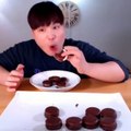 Yummy Chocolate Cookies : Mukbang : ASMR : Eating Show